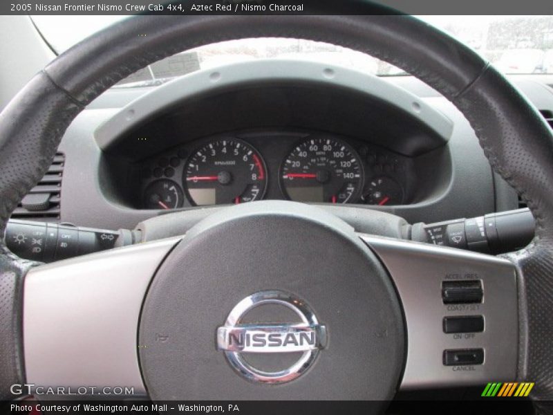 Aztec Red / Nismo Charcoal 2005 Nissan Frontier Nismo Crew Cab 4x4