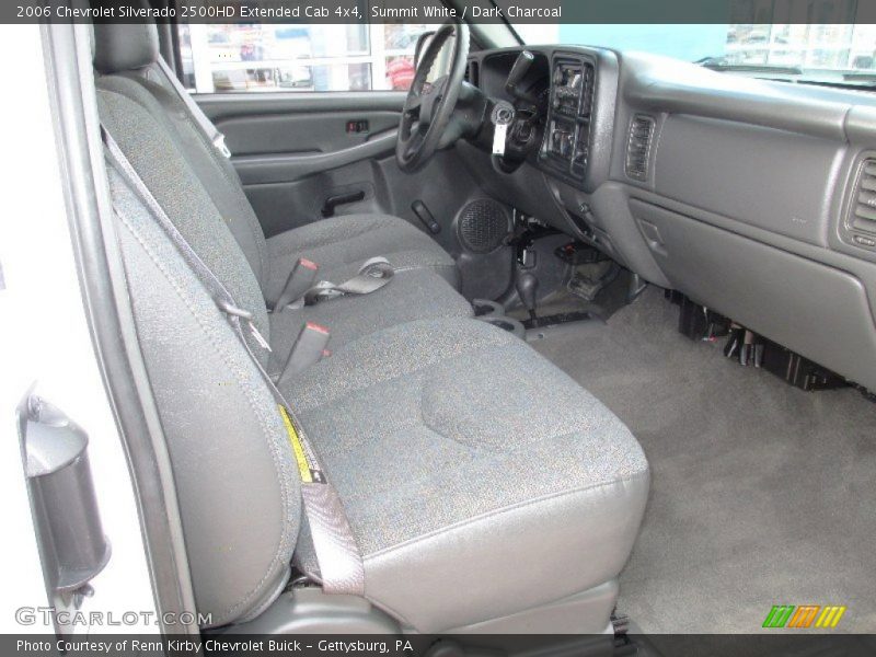 Summit White / Dark Charcoal 2006 Chevrolet Silverado 2500HD Extended Cab 4x4
