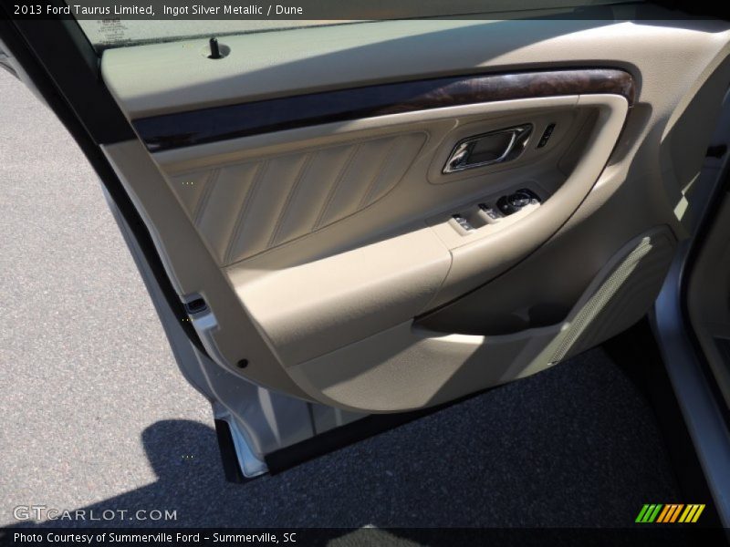 Ingot Silver Metallic / Dune 2013 Ford Taurus Limited