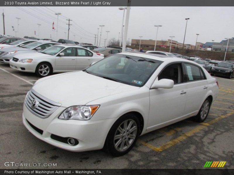 Front 3/4 View of 2010 Avalon Limited