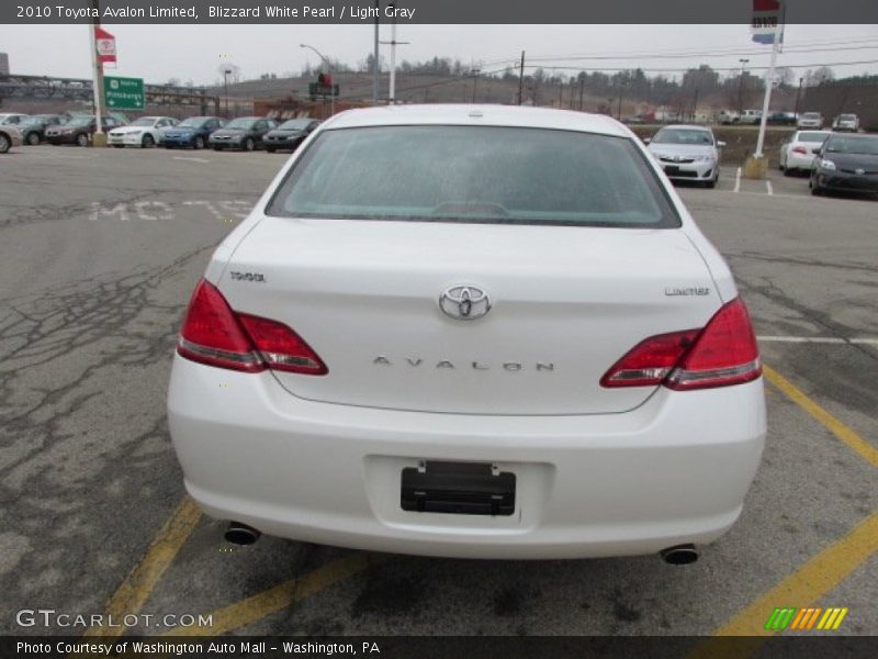 Blizzard White Pearl / Light Gray 2010 Toyota Avalon Limited
