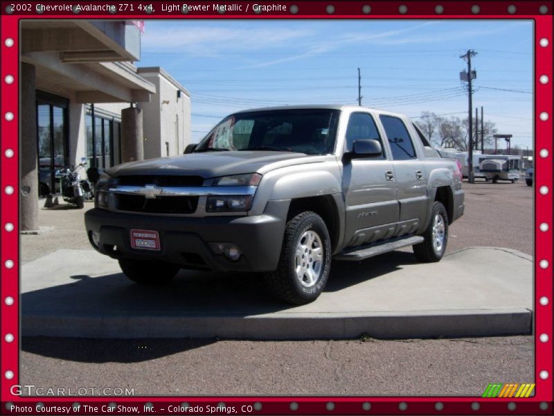 Light Pewter Metallic / Graphite 2002 Chevrolet Avalanche Z71 4x4