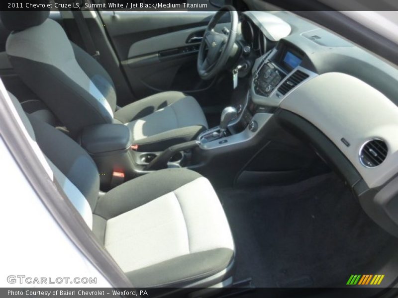 Summit White / Jet Black/Medium Titanium 2011 Chevrolet Cruze LS