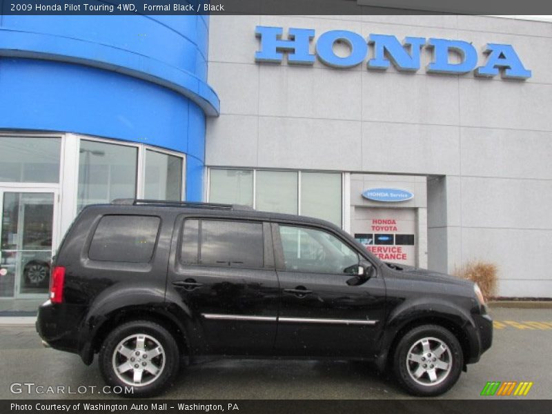 Formal Black / Black 2009 Honda Pilot Touring 4WD