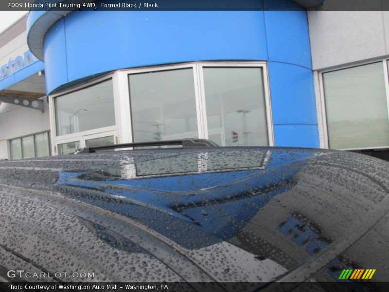 Formal Black / Black 2009 Honda Pilot Touring 4WD