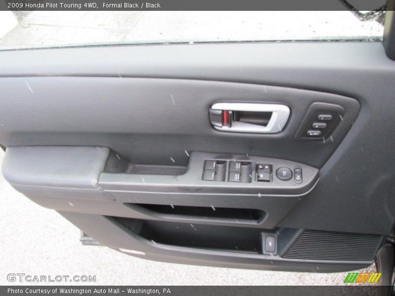 Formal Black / Black 2009 Honda Pilot Touring 4WD