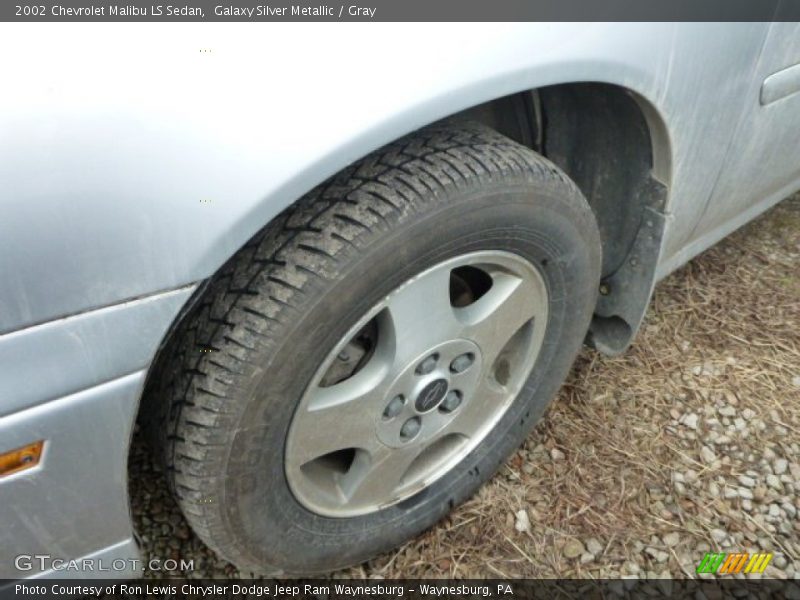 Galaxy Silver Metallic / Gray 2002 Chevrolet Malibu LS Sedan