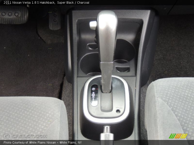 2011 Versa 1.8 S Hatchback 4 Speed Automatic Shifter