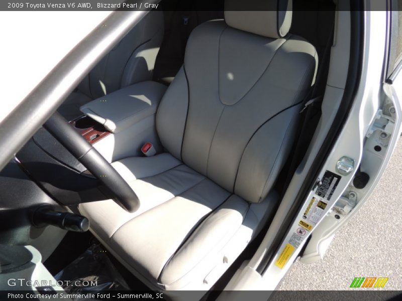 Blizzard Pearl / Gray 2009 Toyota Venza V6 AWD