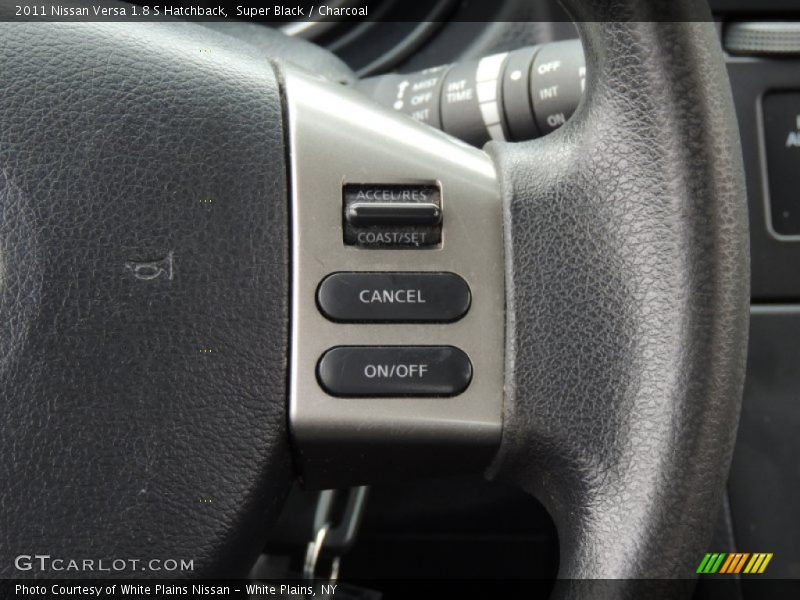 Controls of 2011 Versa 1.8 S Hatchback