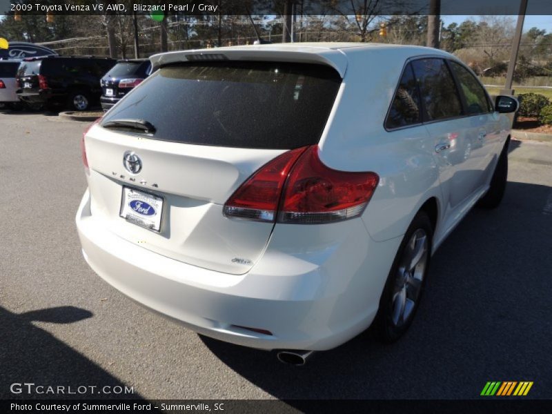 Blizzard Pearl / Gray 2009 Toyota Venza V6 AWD