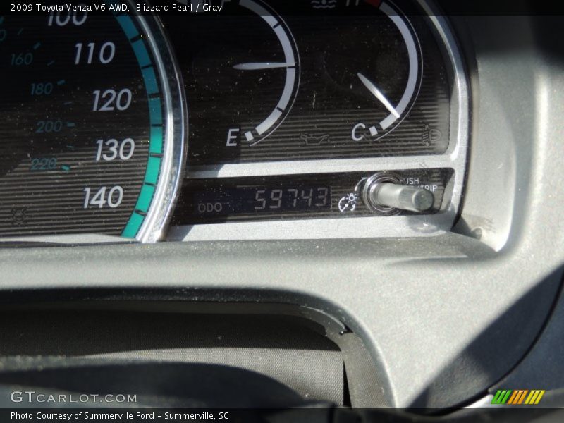 Blizzard Pearl / Gray 2009 Toyota Venza V6 AWD