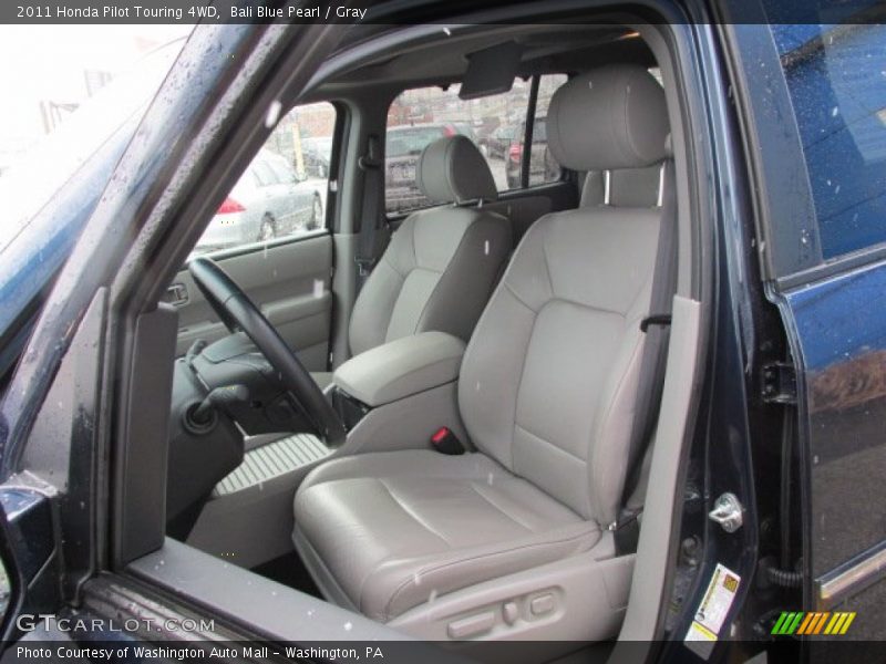  2011 Pilot Touring 4WD Gray Interior