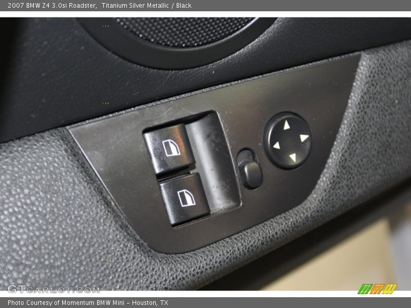 Controls of 2007 Z4 3.0si Roadster