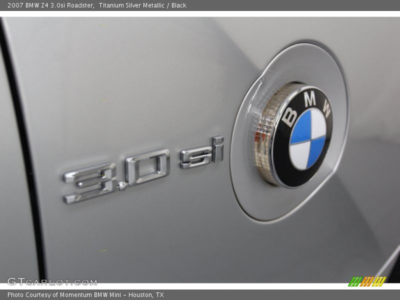  2007 Z4 3.0si Roadster Logo