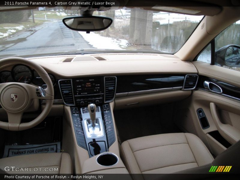 Dashboard of 2011 Panamera 4