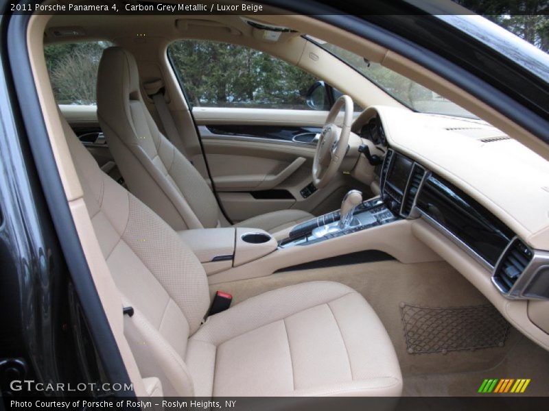 Front Seat of 2011 Panamera 4