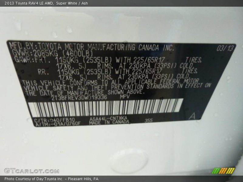 Super White / Ash 2013 Toyota RAV4 LE AWD