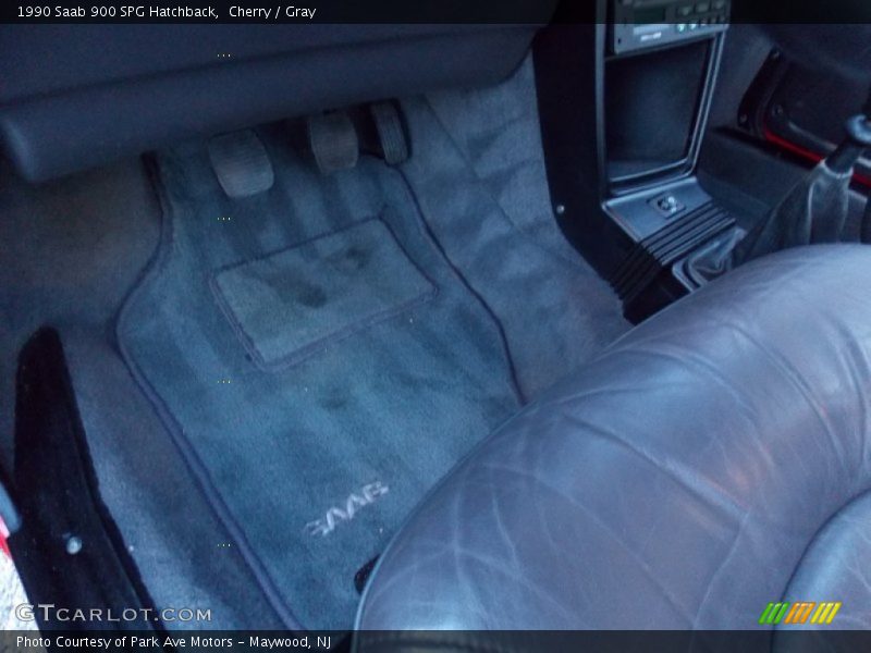 Cherry / Gray 1990 Saab 900 SPG Hatchback
