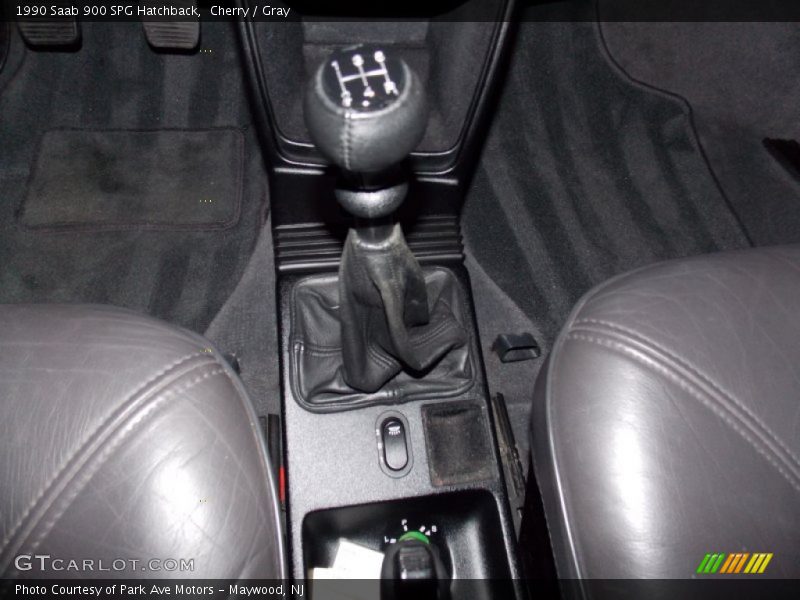  1990 900 SPG Hatchback 5 Speed Manual Shifter
