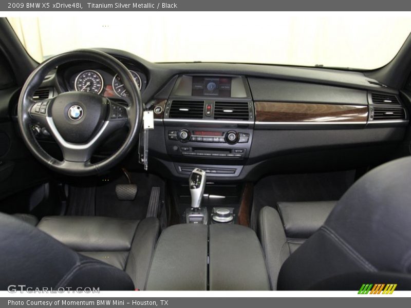 Dashboard of 2009 X5 xDrive48i