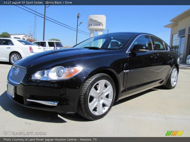 Front 3/4 View of 2010 XF Sport Sedan