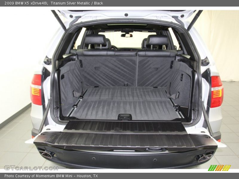  2009 X5 xDrive48i Trunk