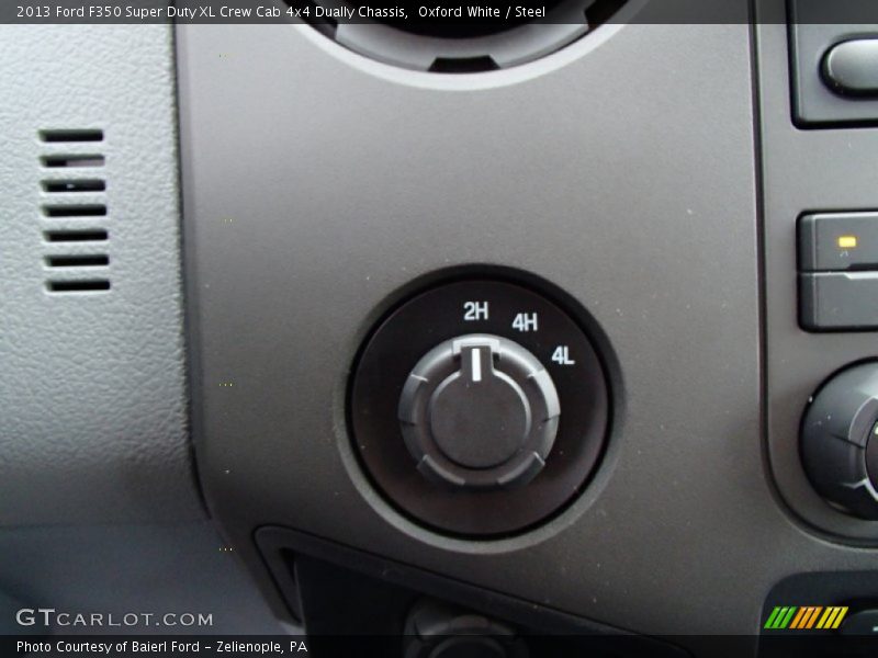 Oxford White / Steel 2013 Ford F350 Super Duty XL Crew Cab 4x4 Dually Chassis