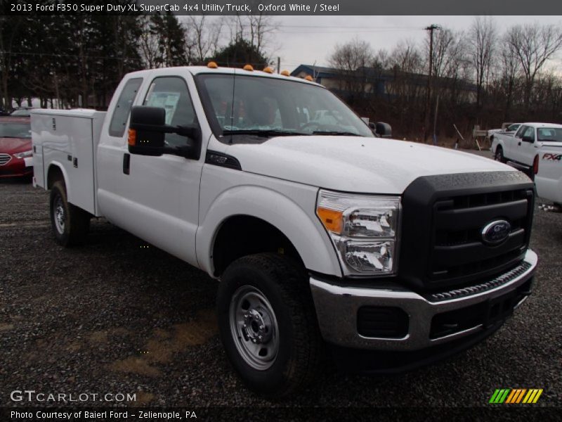Front 3/4 View of 2013 F350 Super Duty XL SuperCab 4x4 Utility Truck