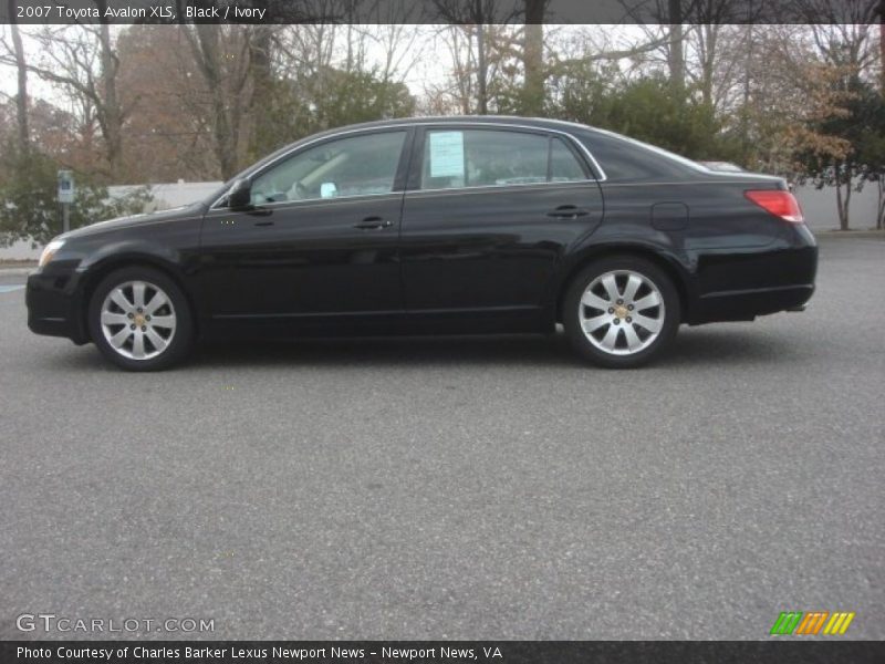Black / Ivory 2007 Toyota Avalon XLS