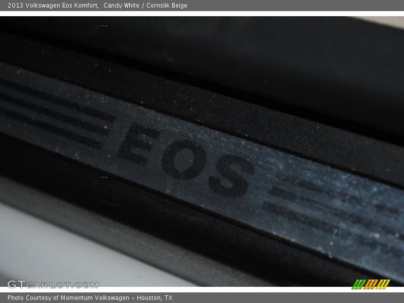 Candy White / Cornsilk Beige 2013 Volkswagen Eos Komfort