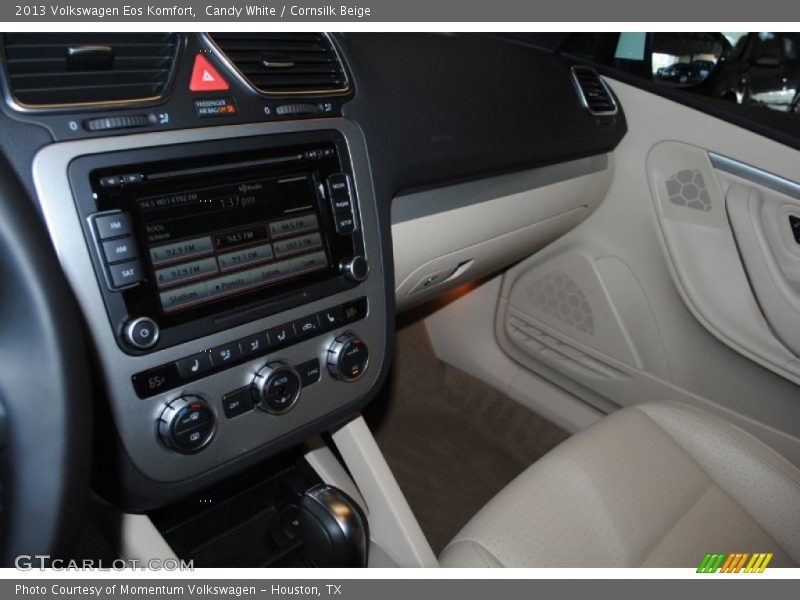 Candy White / Cornsilk Beige 2013 Volkswagen Eos Komfort