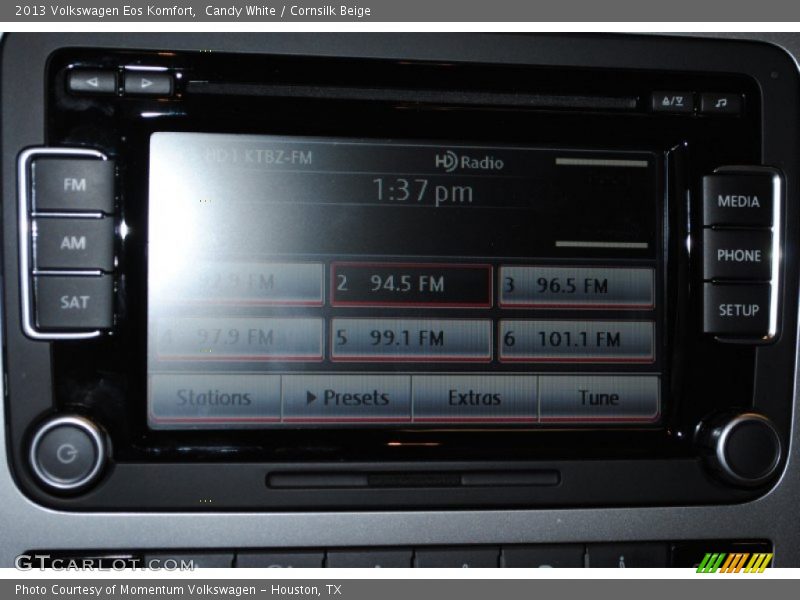 Candy White / Cornsilk Beige 2013 Volkswagen Eos Komfort