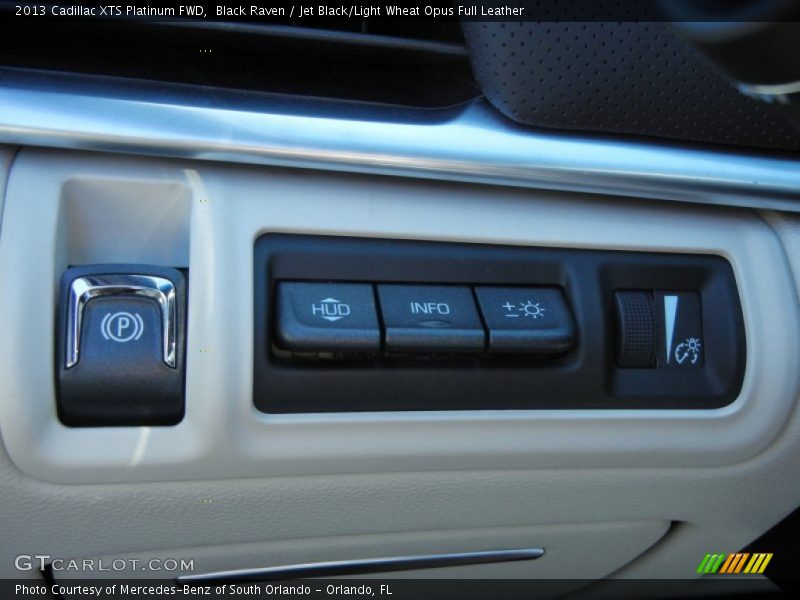 Controls of 2013 XTS Platinum FWD