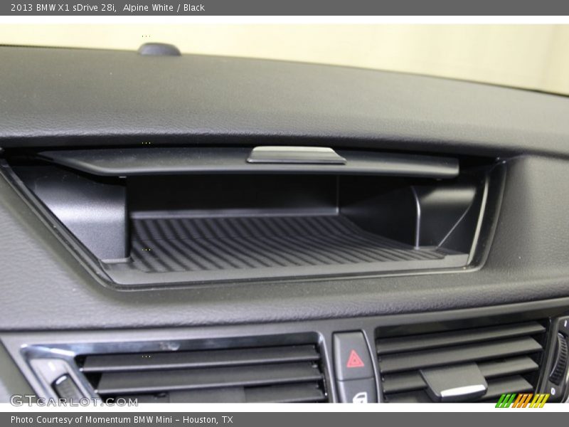 Alpine White / Black 2013 BMW X1 sDrive 28i