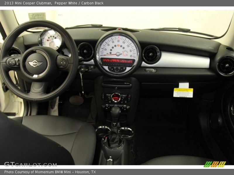 Pepper White / Carbon Black 2013 Mini Cooper Clubman
