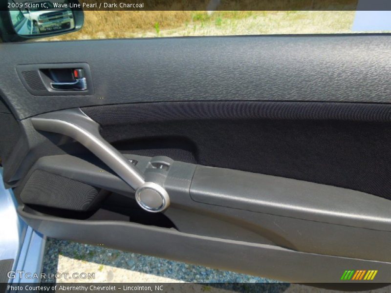 Wave Line Pearl / Dark Charcoal 2009 Scion tC