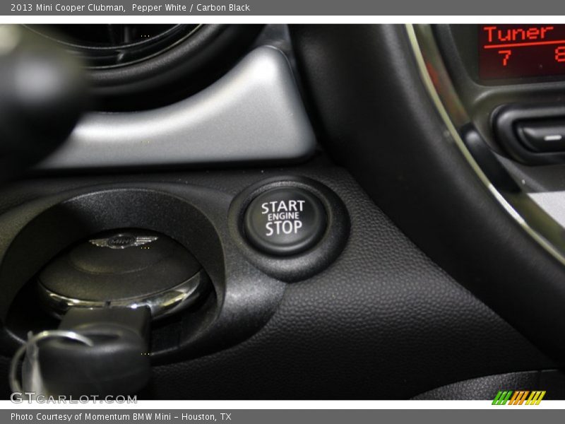 Pepper White / Carbon Black 2013 Mini Cooper Clubman