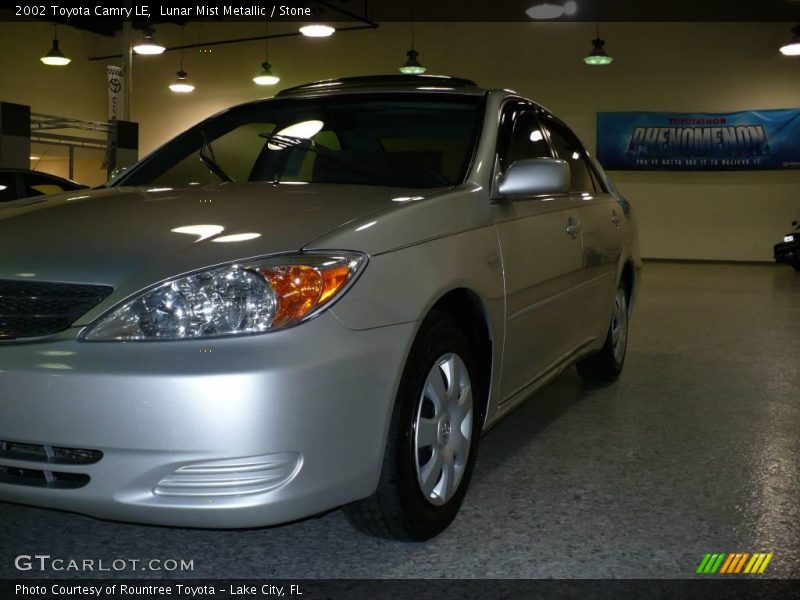 Lunar Mist Metallic / Stone 2002 Toyota Camry LE