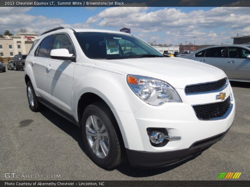 Front 3/4 View of 2013 Equinox LT