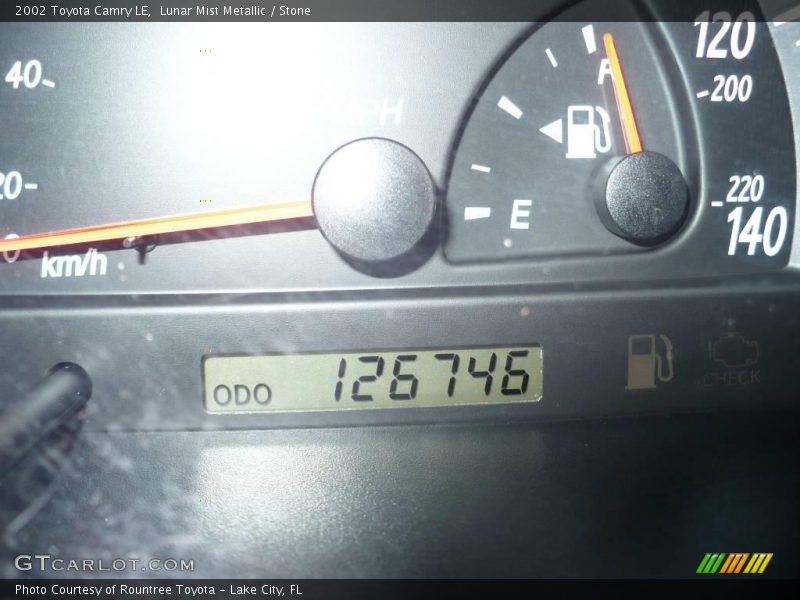 Lunar Mist Metallic / Stone 2002 Toyota Camry LE