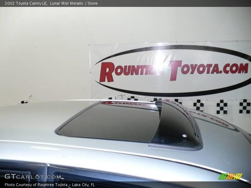 Lunar Mist Metallic / Stone 2002 Toyota Camry LE