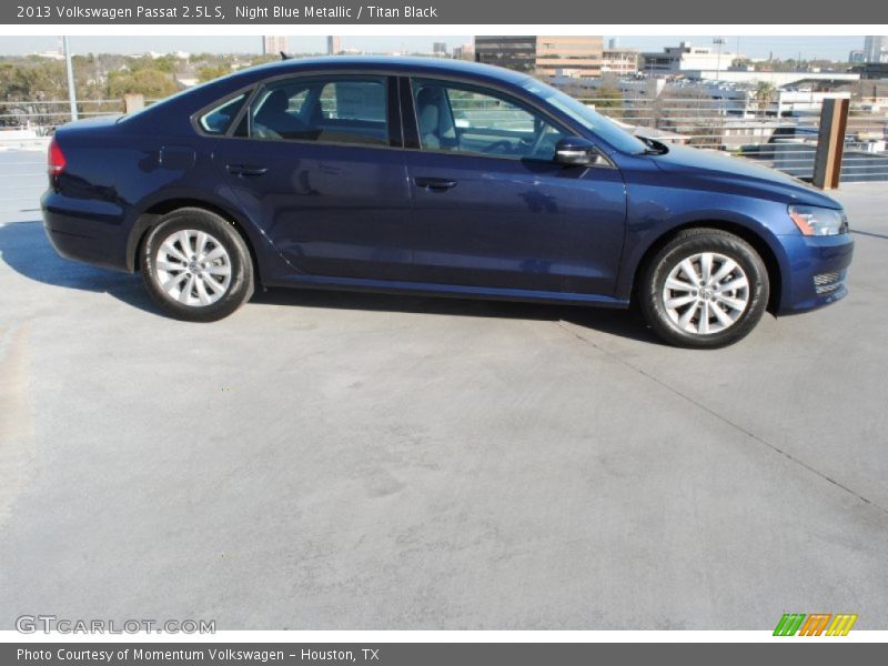 Night Blue Metallic / Titan Black 2013 Volkswagen Passat 2.5L S