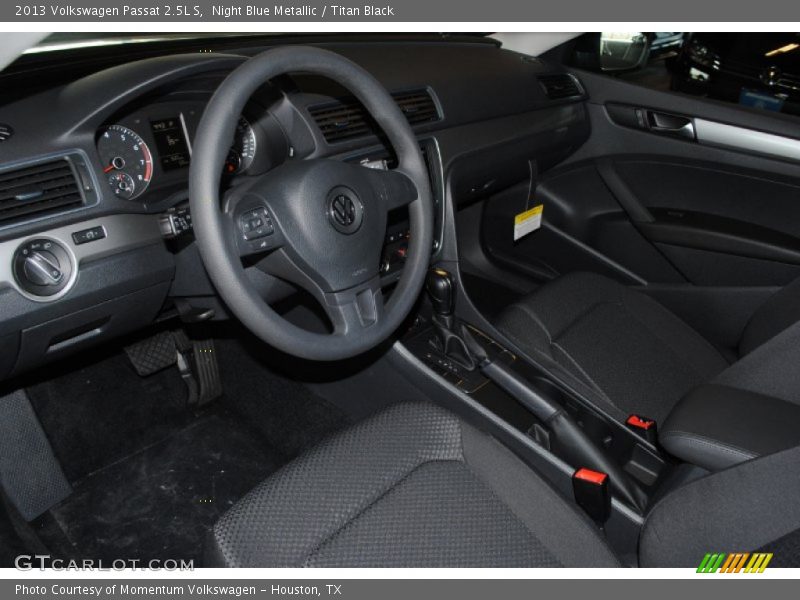 Night Blue Metallic / Titan Black 2013 Volkswagen Passat 2.5L S