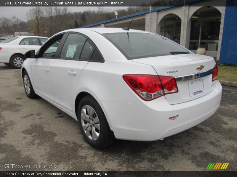 Summit White / Jet Black/Medium Titanium 2013 Chevrolet Cruze LS