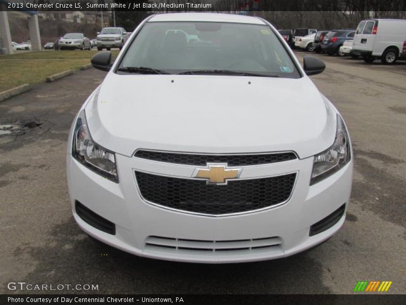 Summit White / Jet Black/Medium Titanium 2013 Chevrolet Cruze LS