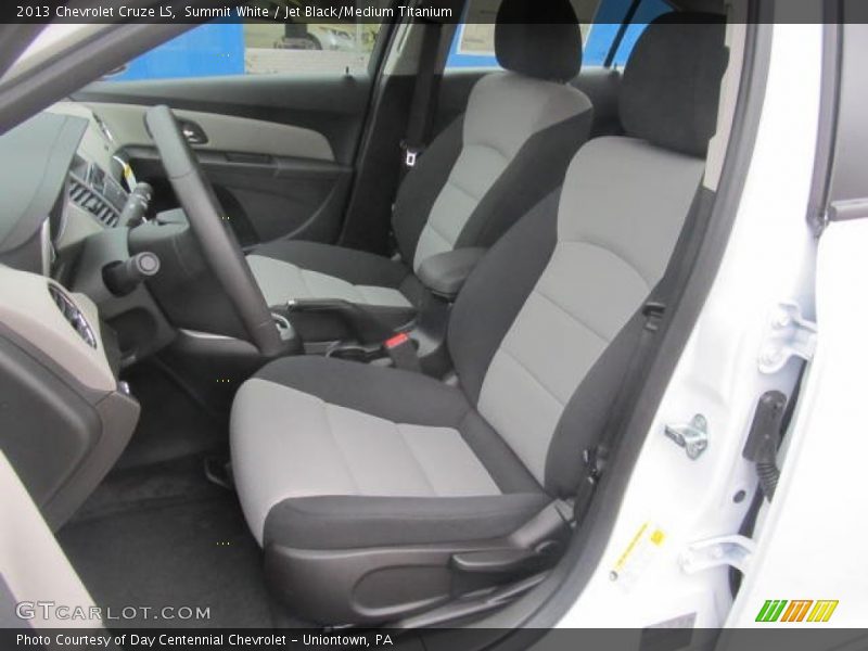 Summit White / Jet Black/Medium Titanium 2013 Chevrolet Cruze LS