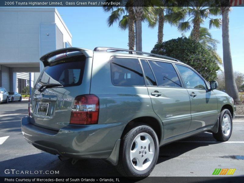 Oasis Green Pearl / Ivory Beige 2006 Toyota Highlander Limited