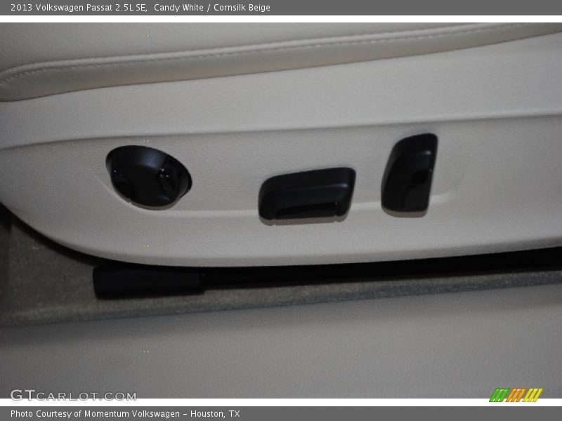 Candy White / Cornsilk Beige 2013 Volkswagen Passat 2.5L SE