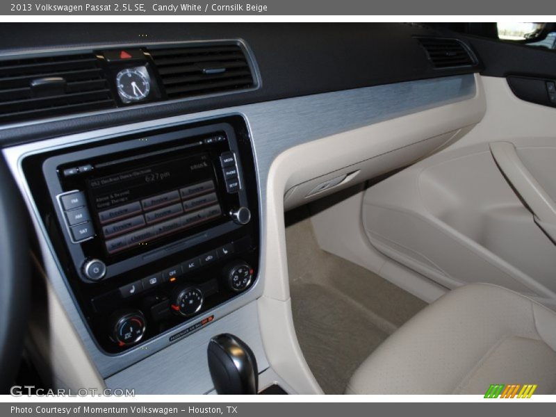 Candy White / Cornsilk Beige 2013 Volkswagen Passat 2.5L SE